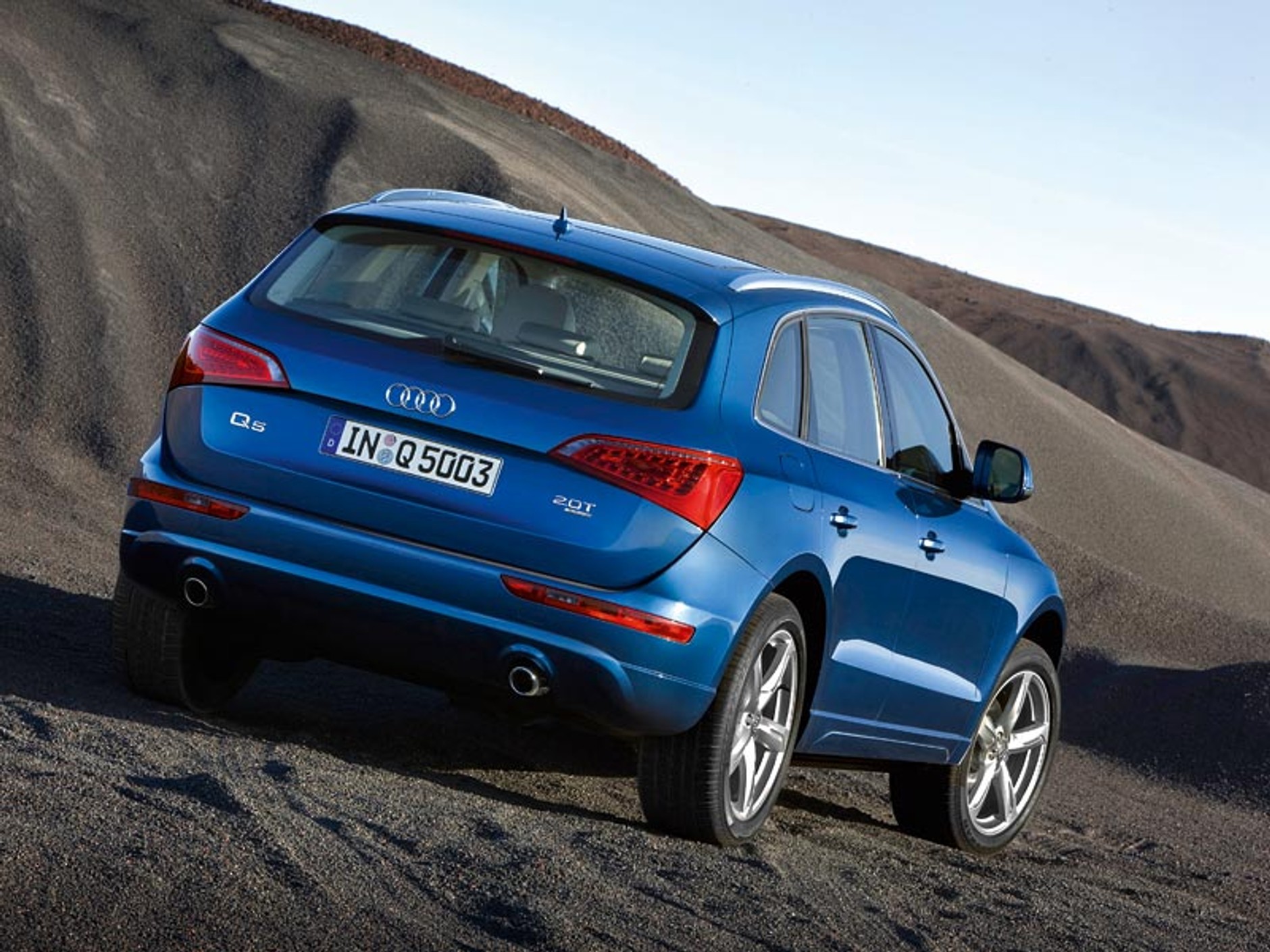 Audi Q5: pierwsze informacje, zdjęcia i wideo