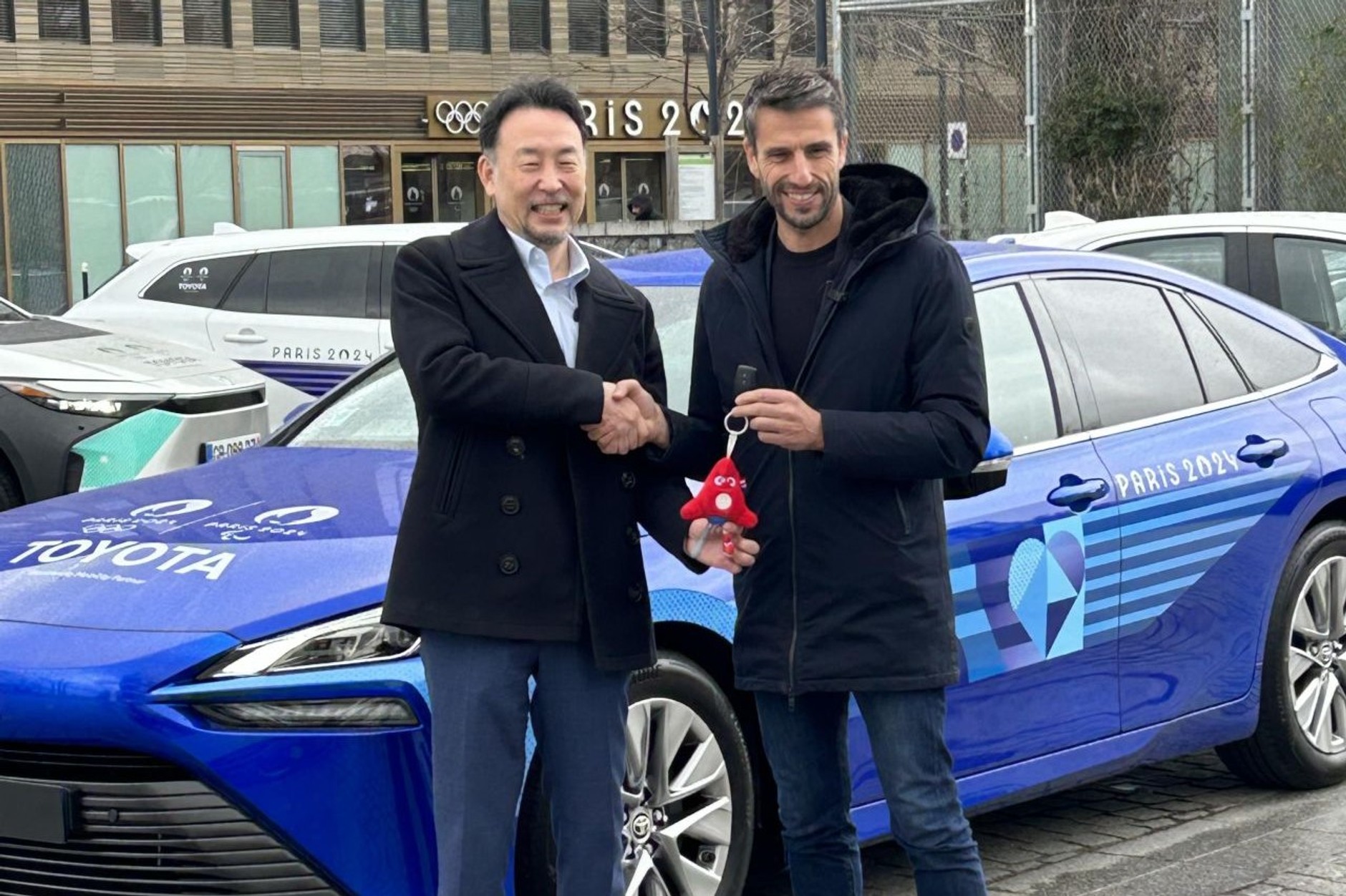 Toyota dostarczyła pierwsze auta do floty Igrzysk Olimpijskich w Paryżu