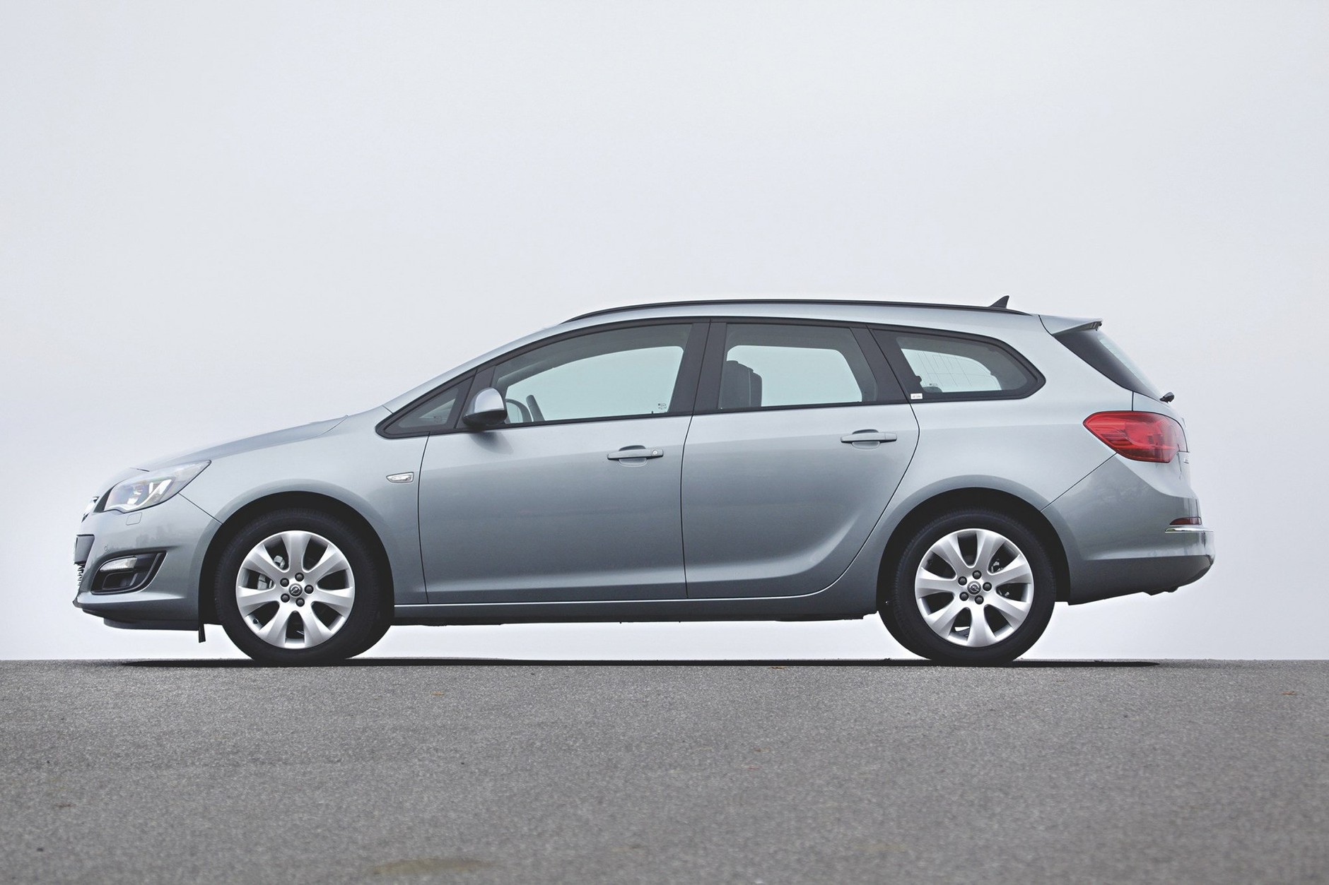 Porównanie kombi: Ford Focus, Opel Astra, Peugeot 308, Seat Leon