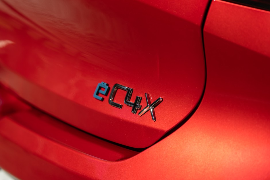 Citroen e-C4X