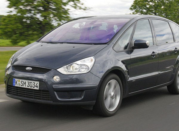 Ford maksymalnie udany? Sprawdzamy Forda S-Maxa z silnikami Diesla