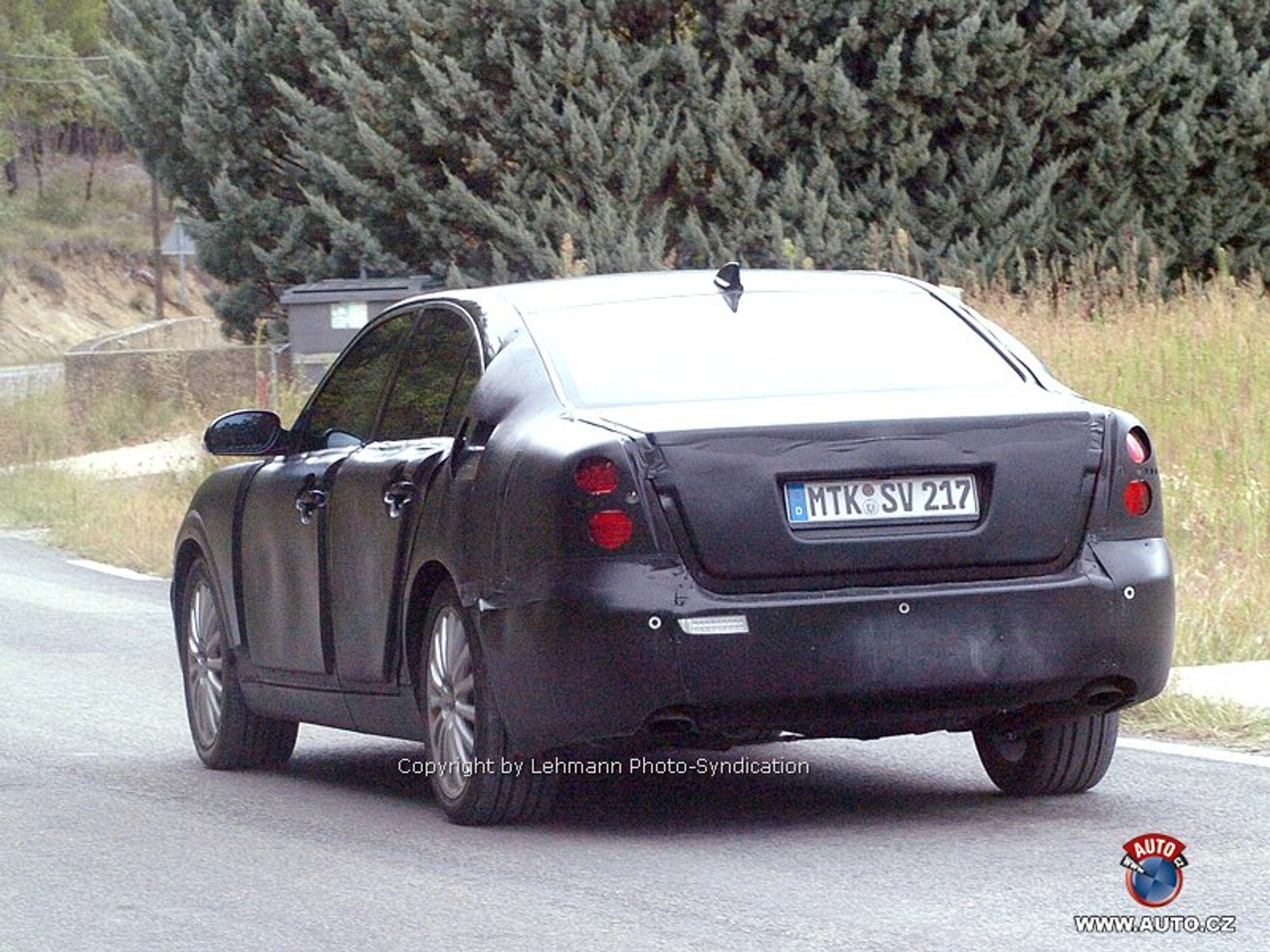 Zdjęcia szpiegowskie: SsangYong Chairman – nowe zdjęcia