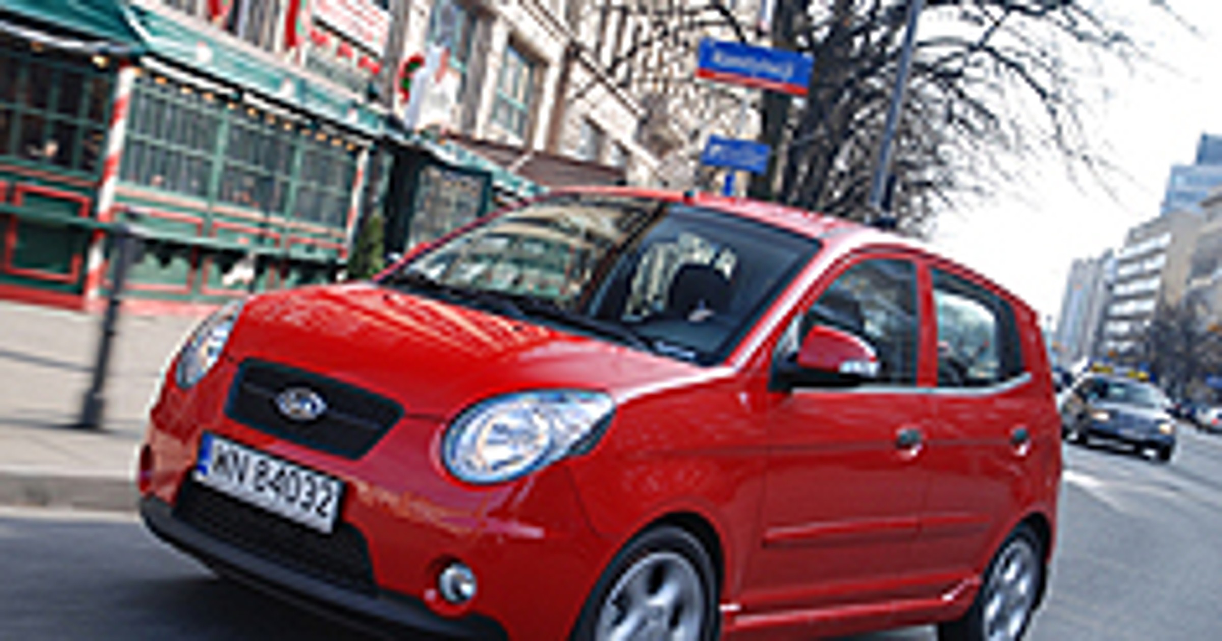 Kia Picanto 1.0 Comfort - Nowy makijaż pikantnej Scarlet