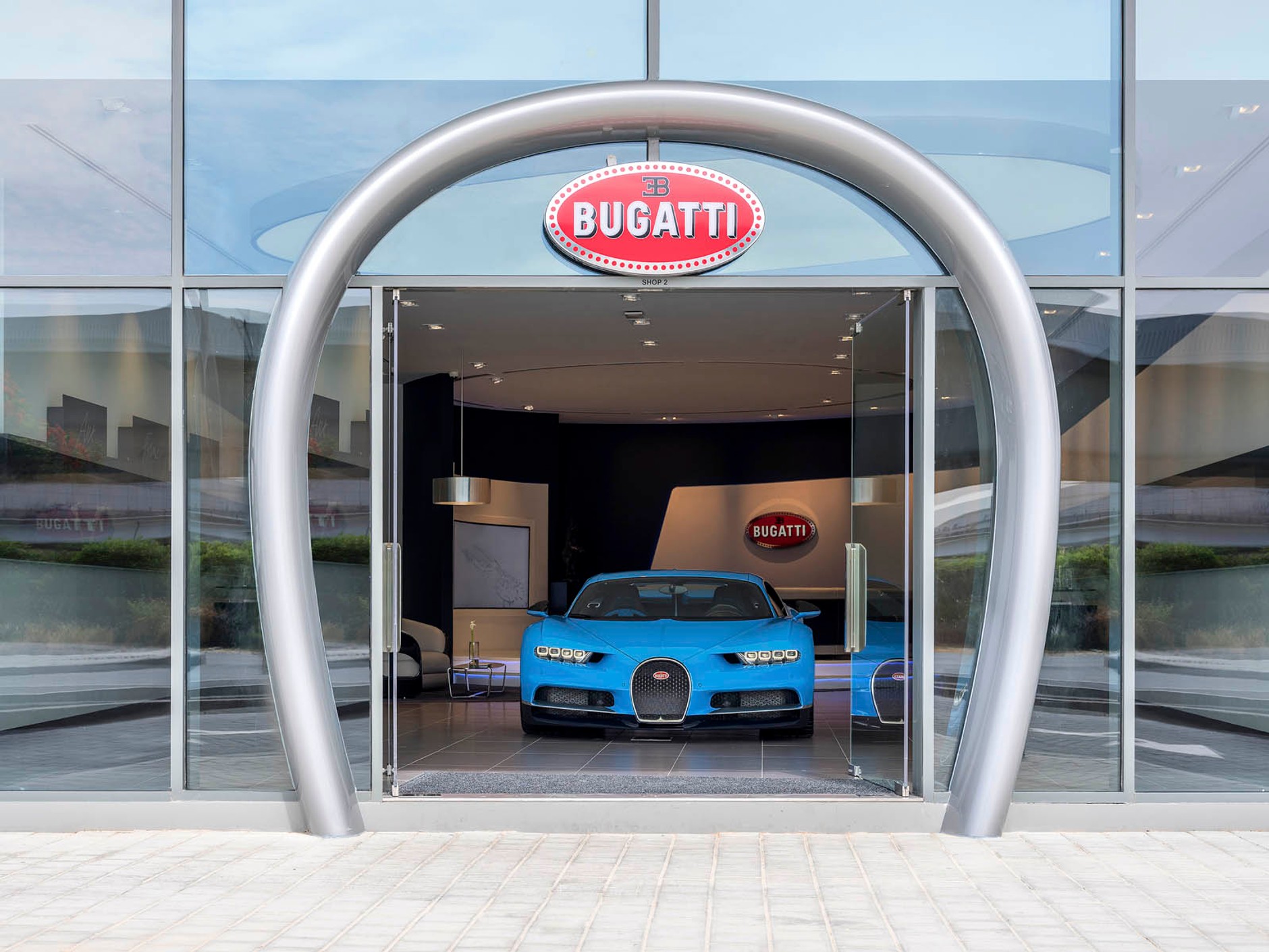 Salon Bugatti w Dubaju