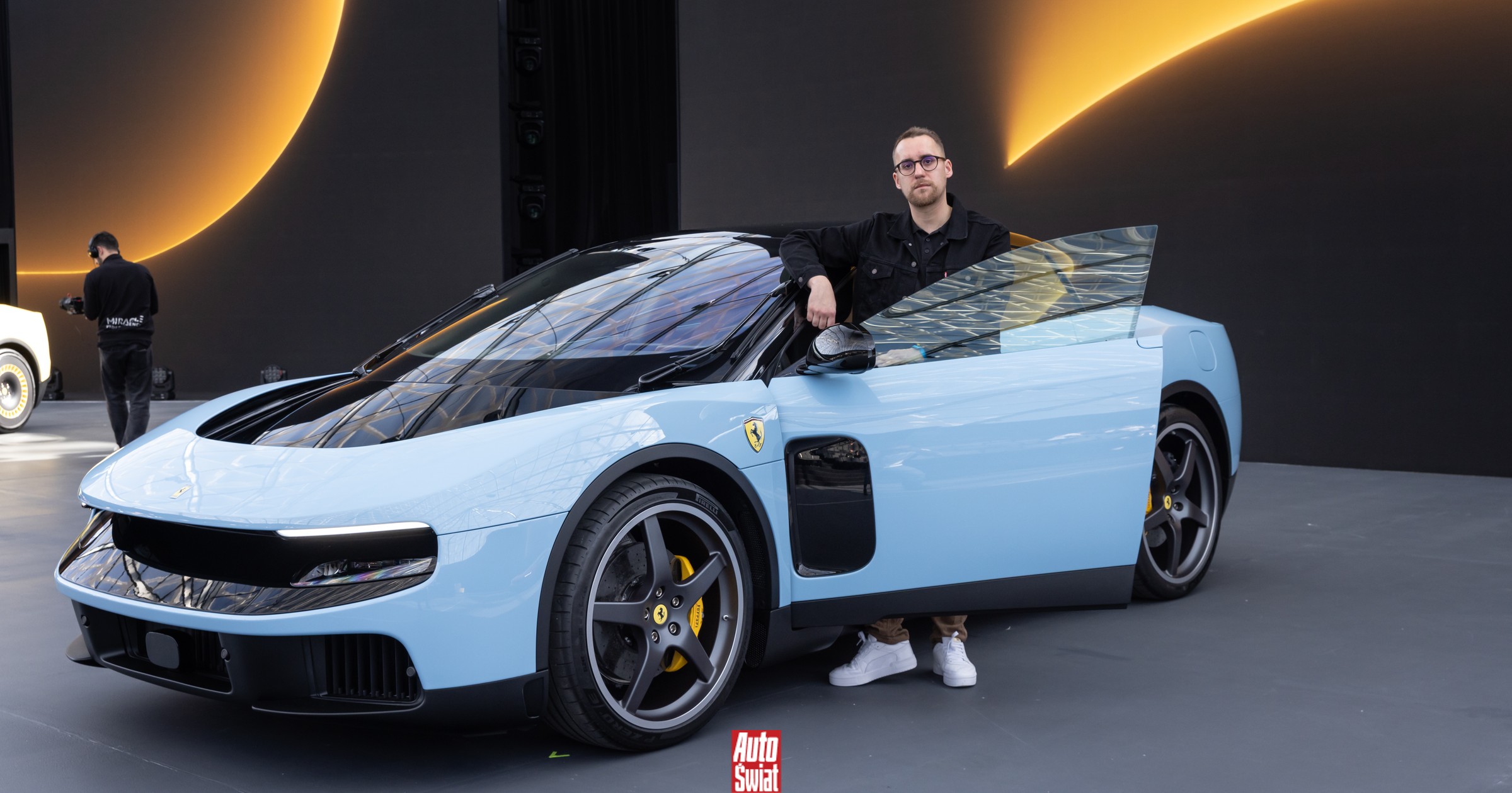 Widziałem Ferrari Luce. Wnętrze jest fantastyczne, ale... nadwozie? Wciąż nie wiem, co myśleć