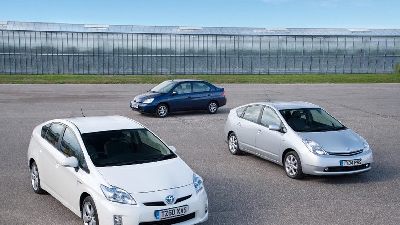 Już ponad 3 miliony hybryd Toyoty i Lexusa