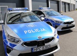 Tiktoker zapytał, czy warto podrywać dziewczyny na radiowóz. Szczera riposta policjantki
