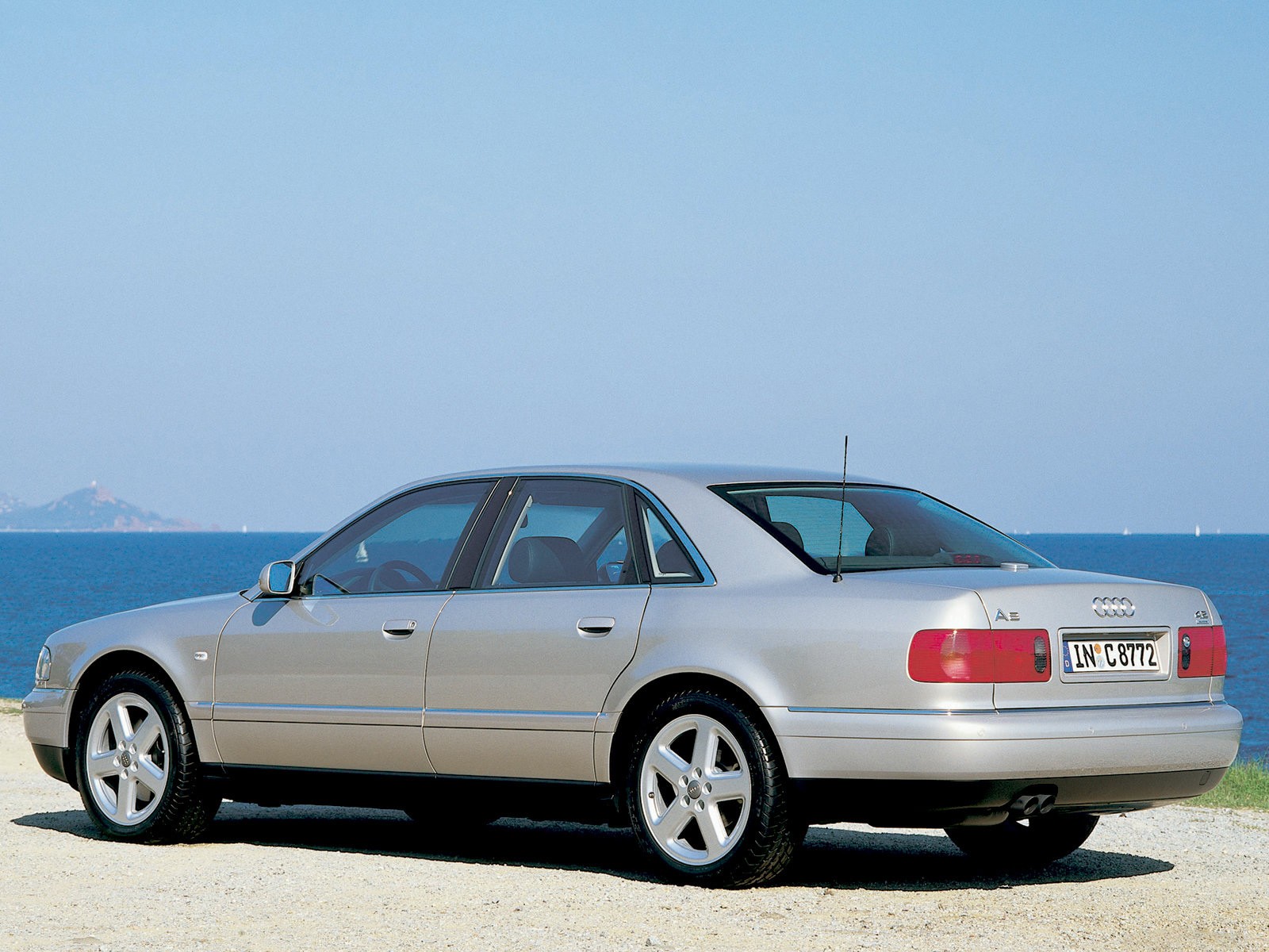 Audi A8 D2 (1994-2002)