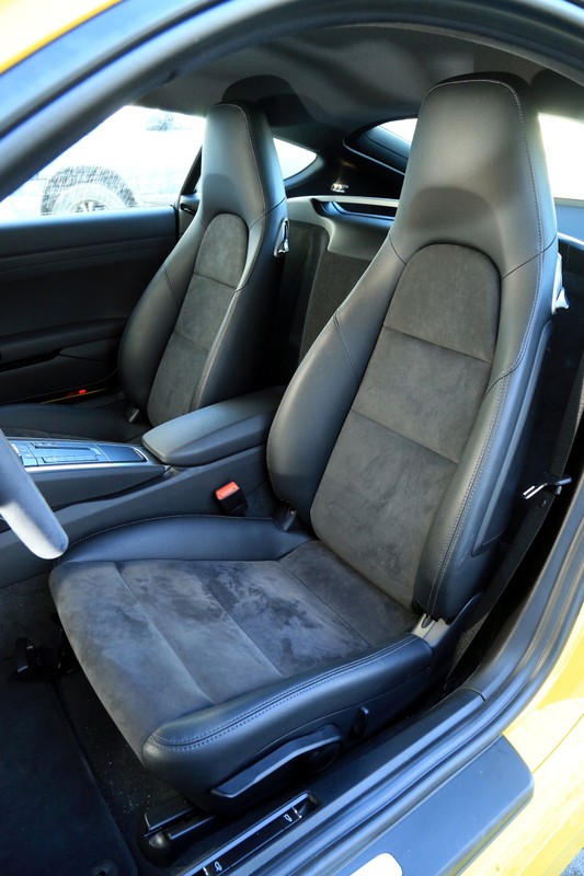 Porsche 718 Cayman