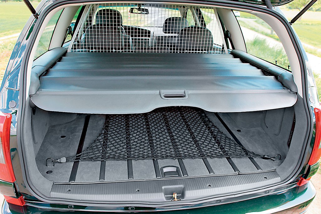 Opel Omega V8