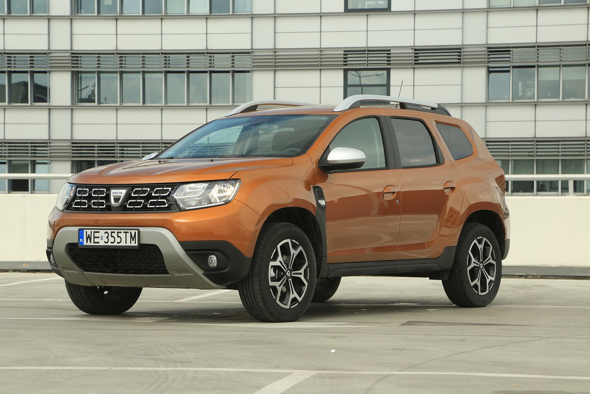Dacia Duster – modny suv w budżetowej cenie, cena od 39 900 zł