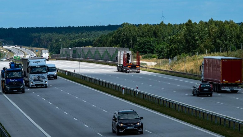 Polskie drogi - zdjęcie ilustracyjne