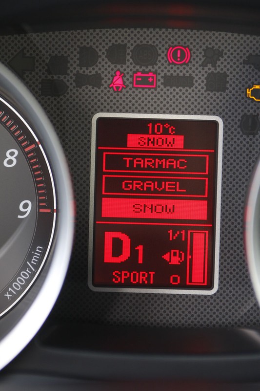 Mitsubishi: nowy Lancer Evolution MR TC - SST już w salonach w Polsce