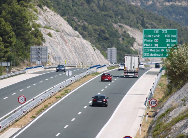 Chorwackie autostrady ponownie drożeją w okresie letnim. Powód? Za dużo turystów