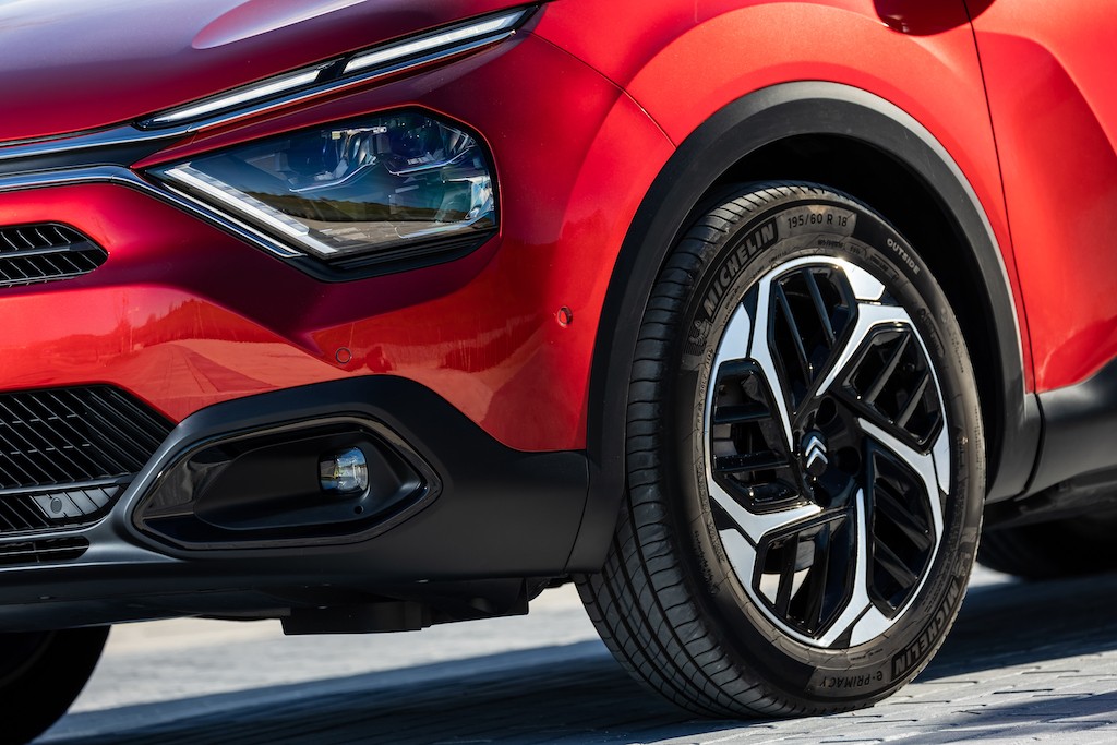 Citroen C4 X