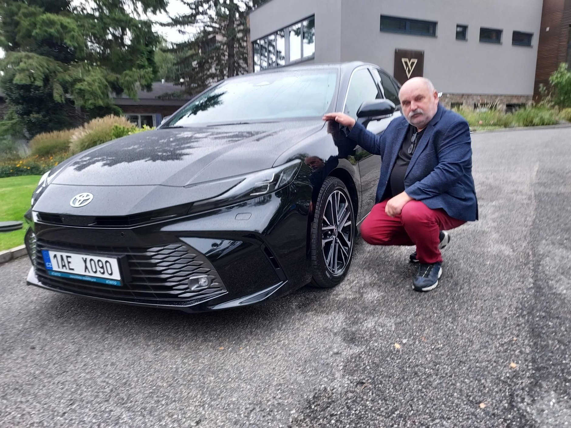 Toyota Camry 9. generacji