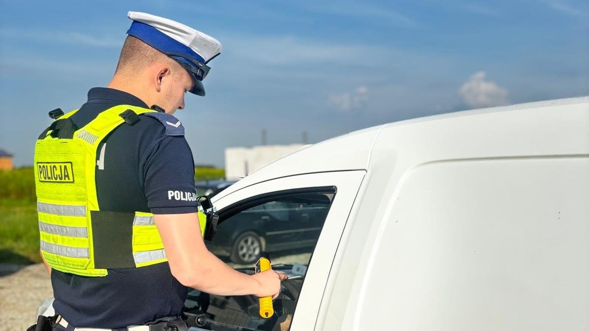 Policjanci skontrolowali blisko 15 tys. kierujących