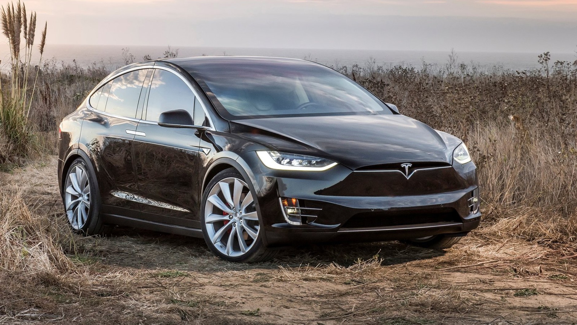 8 najmocniejszych samochodów w sprzedaży