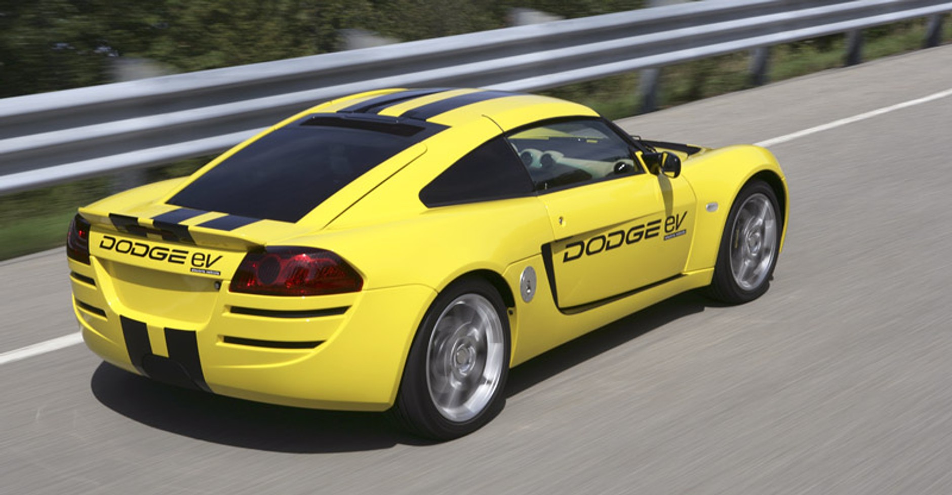 Dodge EV, Jeep Wrangler EV i Chrysler EV – czysta amerykańska przyszłość