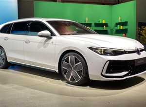 Nowy Volkswagen Passat wyceniony. Nieźle jak na tak duże auto