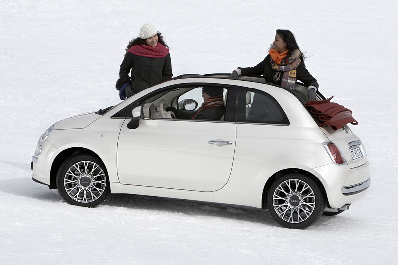 Fiat 500C: nowe informacje i zdjęcia włoskiego kabrioletu (fotogaleria)