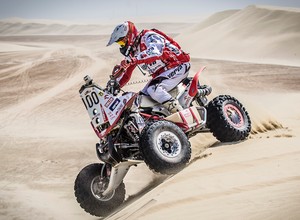 Sealine Qatar 2015: konkurent Sonika bez koła
