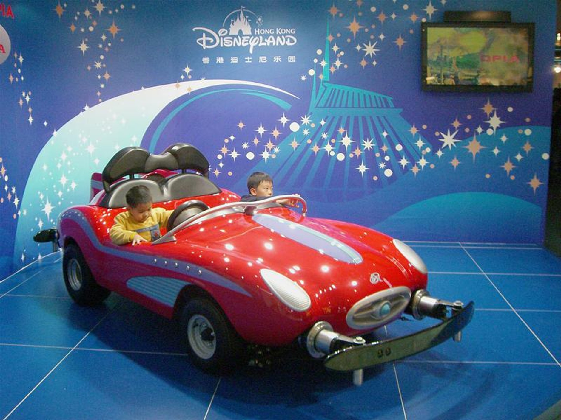 Pekin 2006 - fotogaleria z salonu oraz piękne modelki