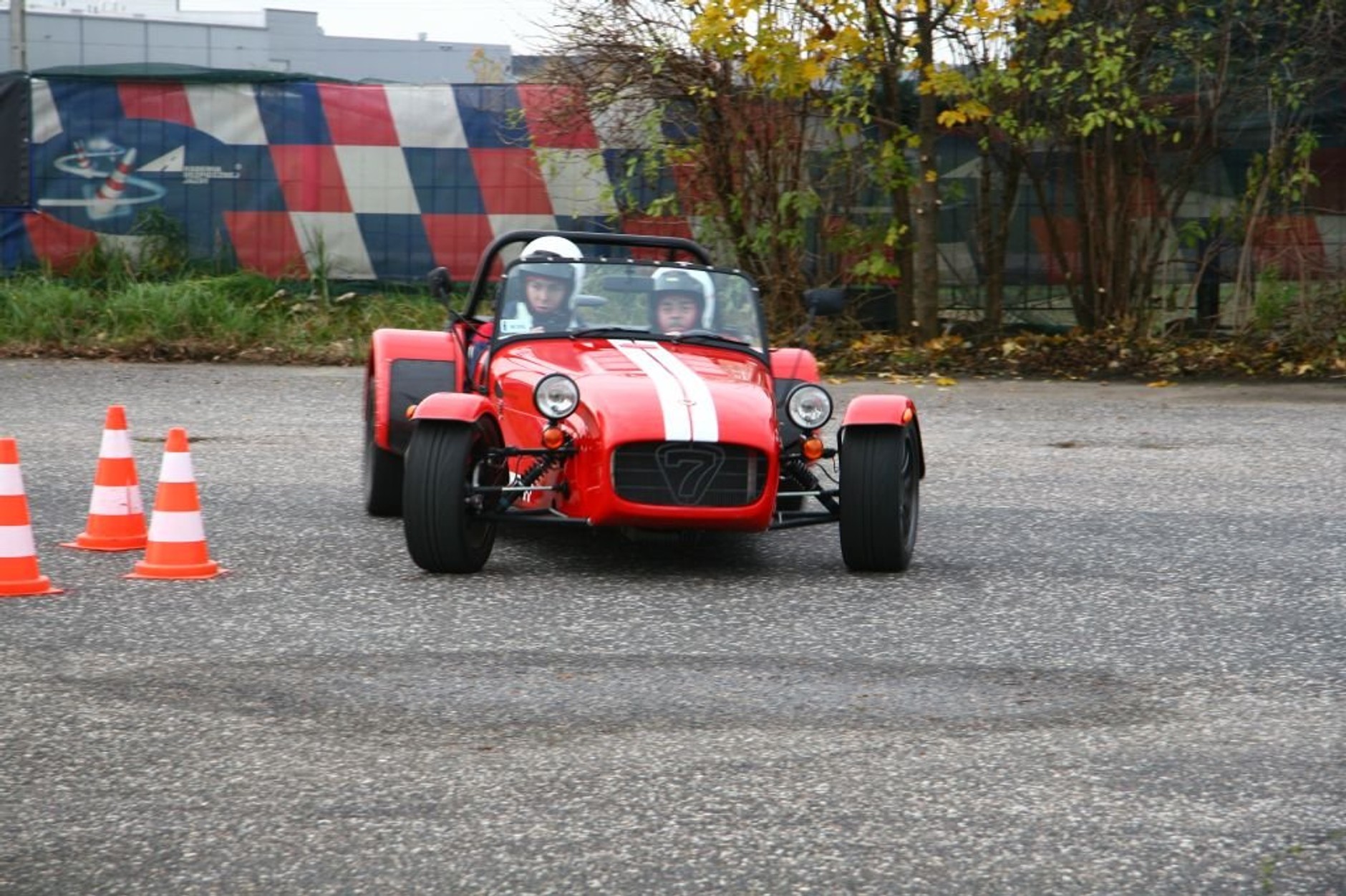 Caterham - Fotorelacja z polskiej prezentacji kultowego sportowca