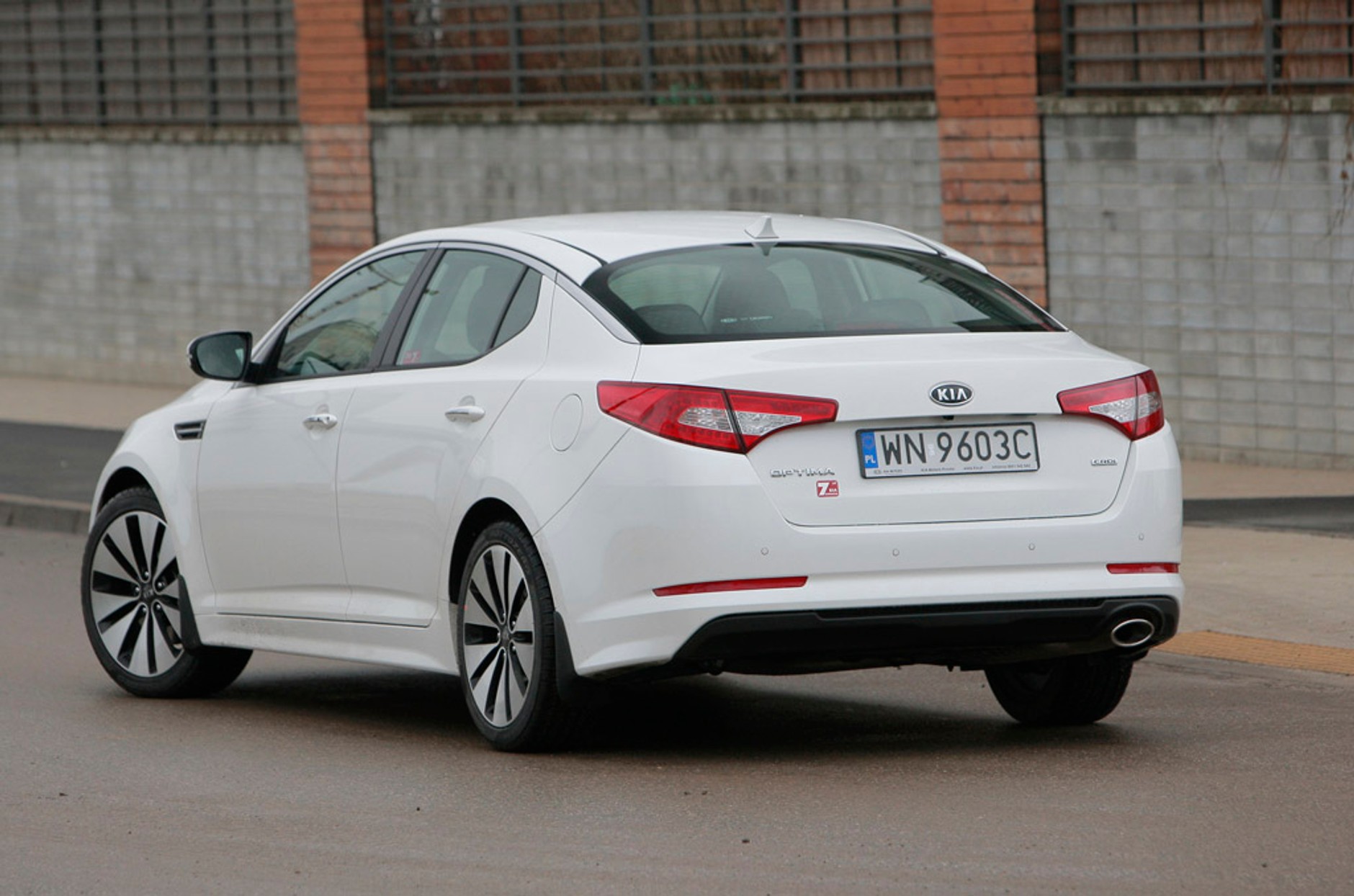 Kia Optima 1.7 CRDI: optymalna zmiana warty