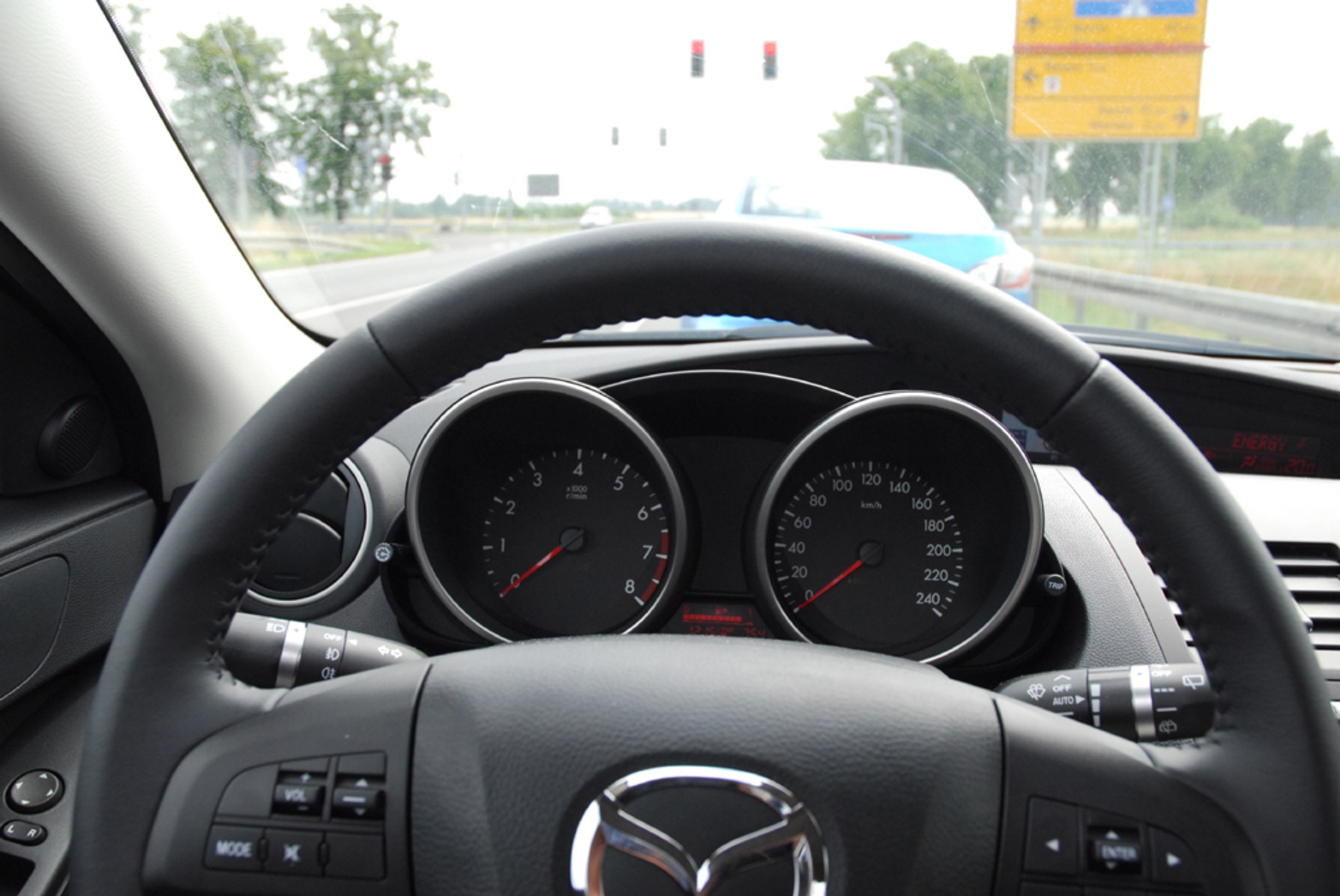 Mazda 3 I-Stop: Z ekologią za pan brat