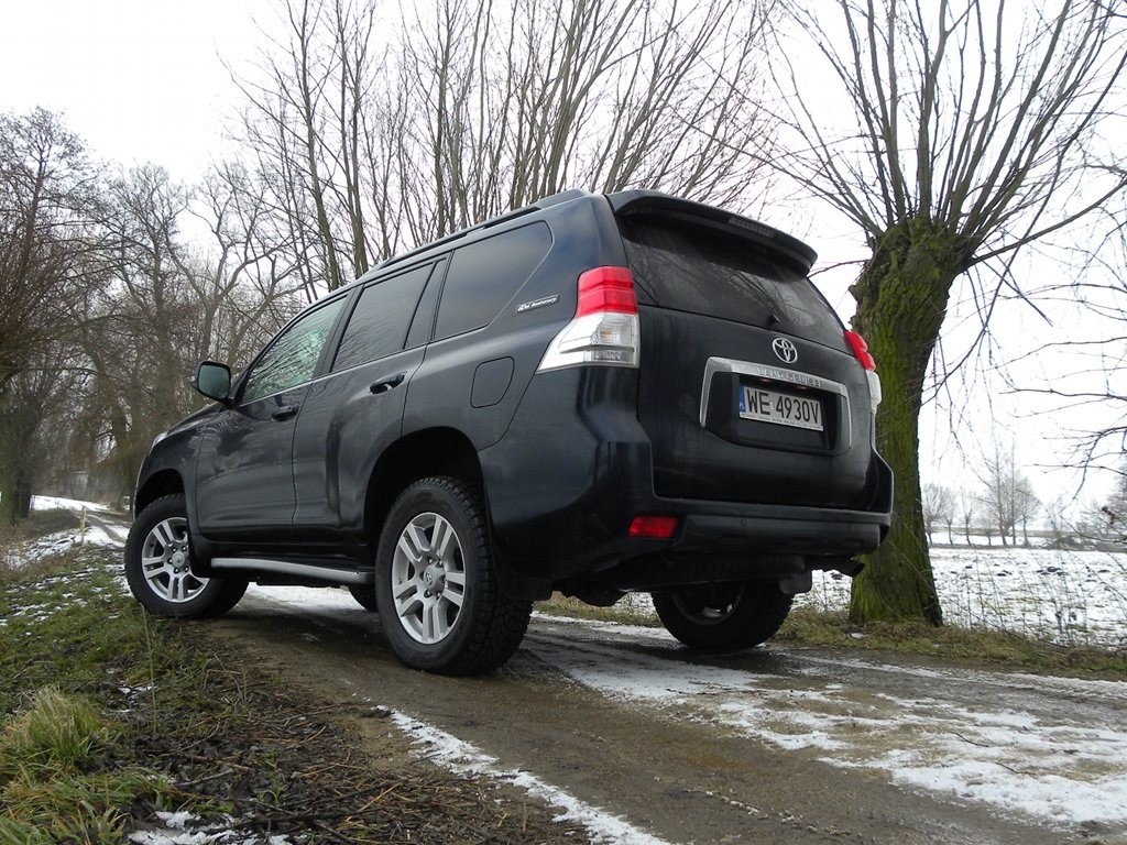 Toyota Land Cruiser: Wysoko zawieszony luksus
