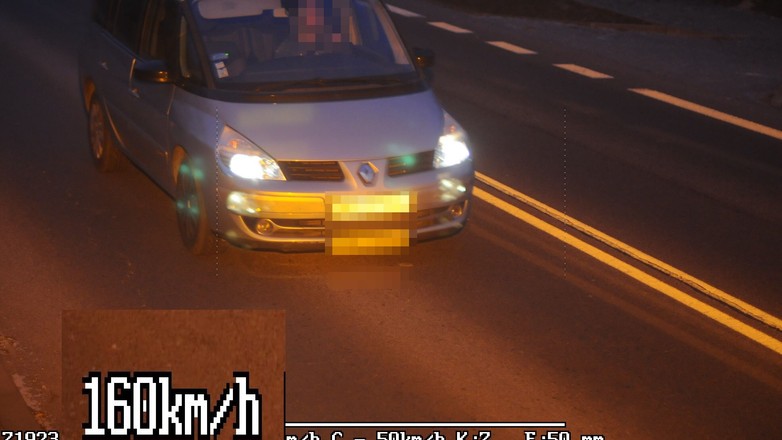 Przekroczenie prędkości - zdjęcie z fotoradaru