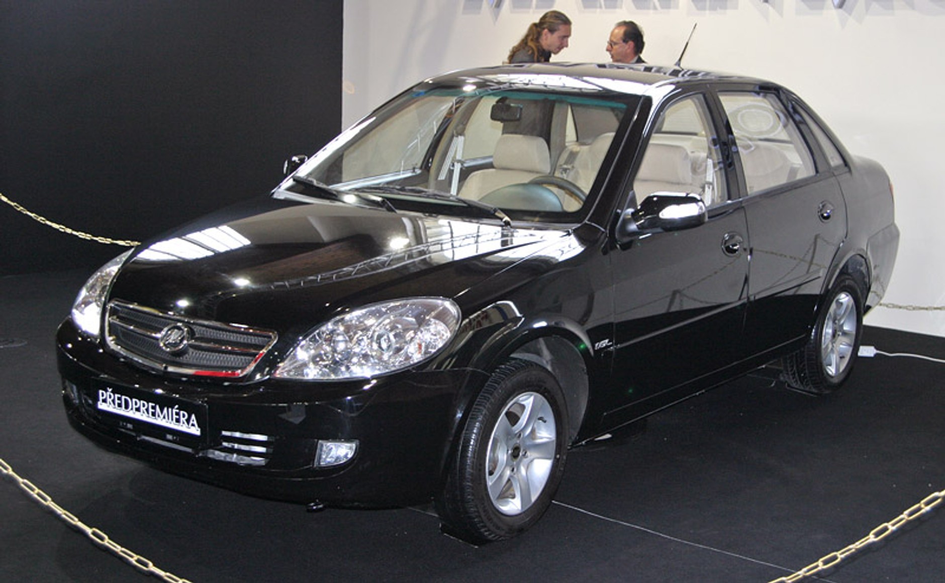 Sąd we Włoszech: Shuanghuan CEO nie jest kopią BMW X5!