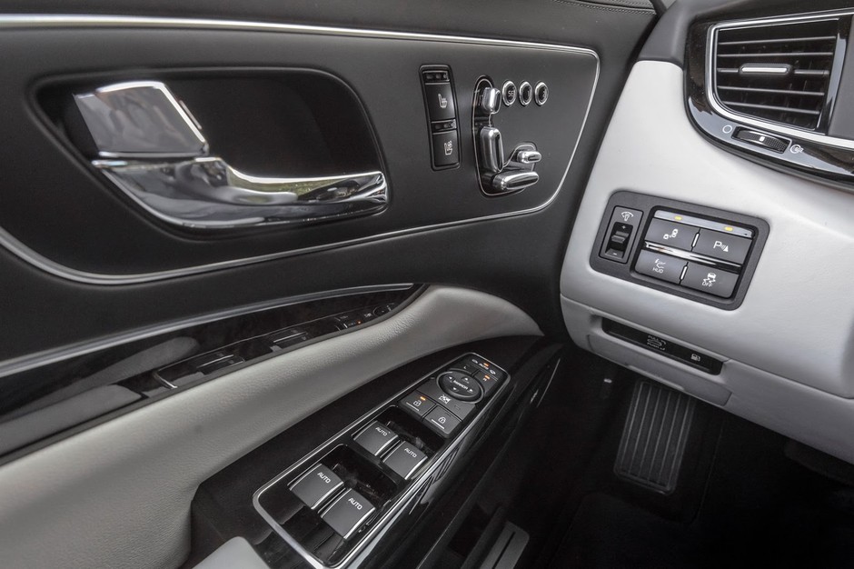 Kia K900