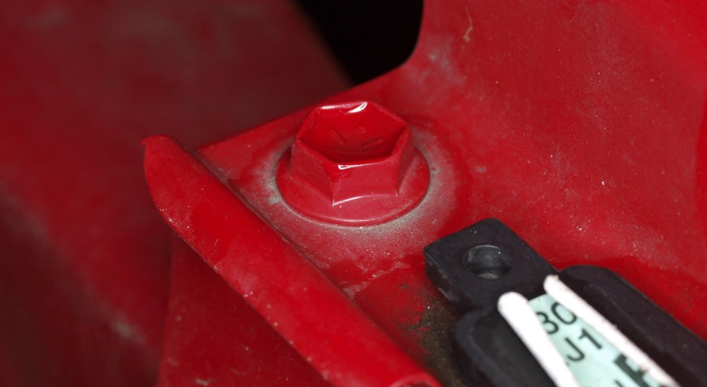 Jak naprawiać auto po wypadku? Odpowiedź jest prosta - porządnie!