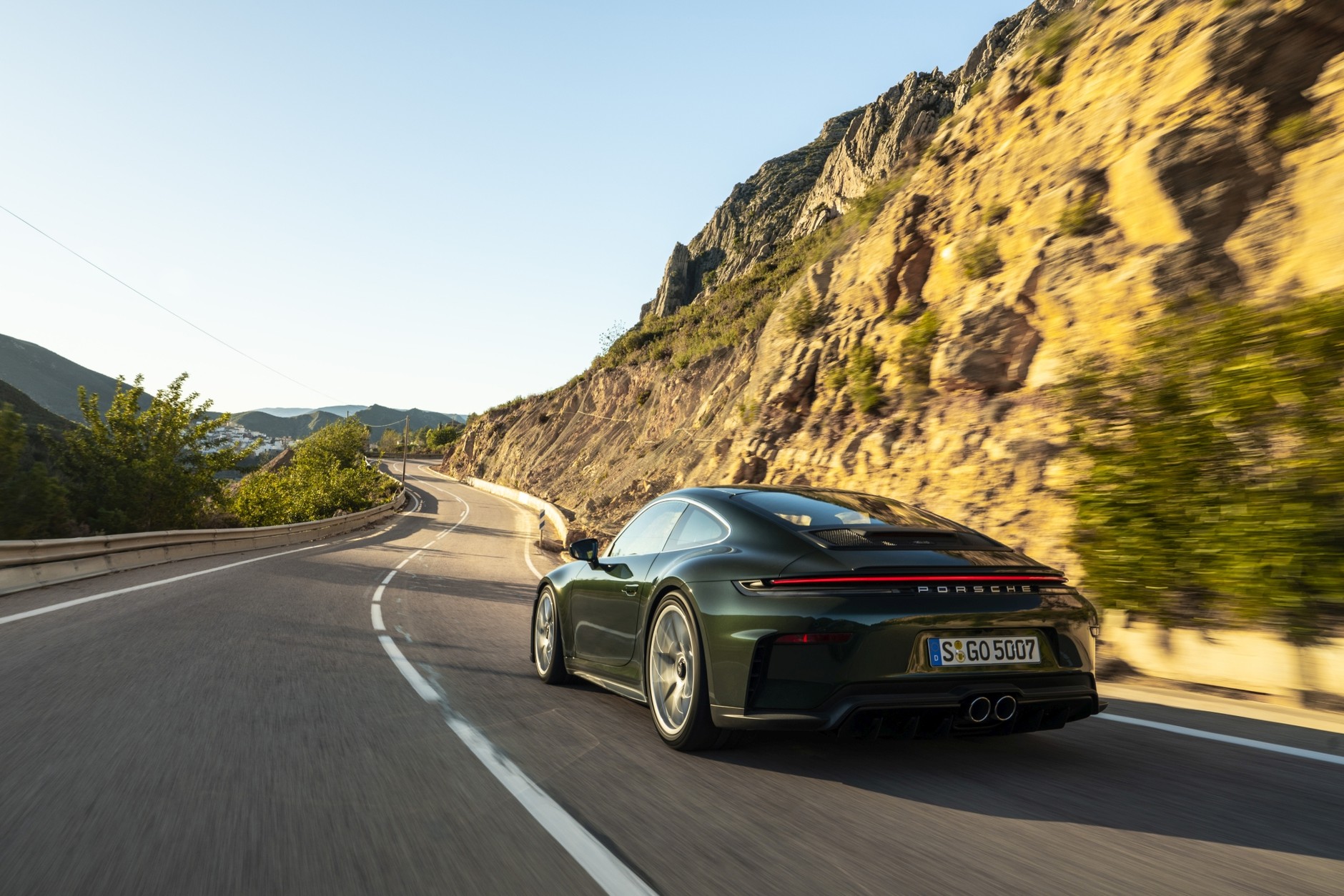 Porsche 911 GT3 Touring 992.2