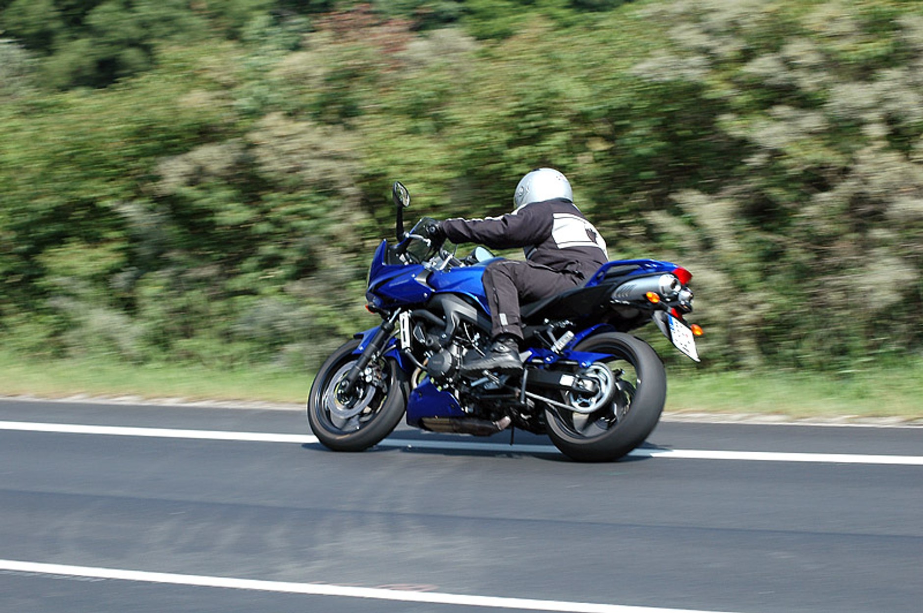 Yamaha FZ6 Fazer S2: motocykl dla dużych i małych (test)