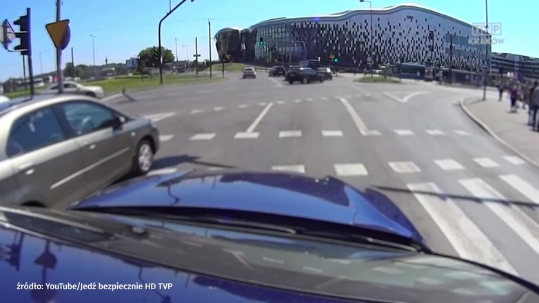 7c0fcfea350fd4a77309764645860d16