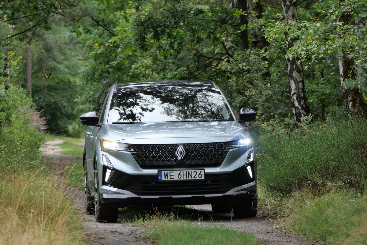 Jeździłem nowym Renault Espace – rodzinnym 7-osobowym SUV-em i już wiem, po co była ta zmiana