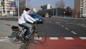 Wpadło kilkuset rowerzystów. Policja mówi, za co wystawia im mandaty