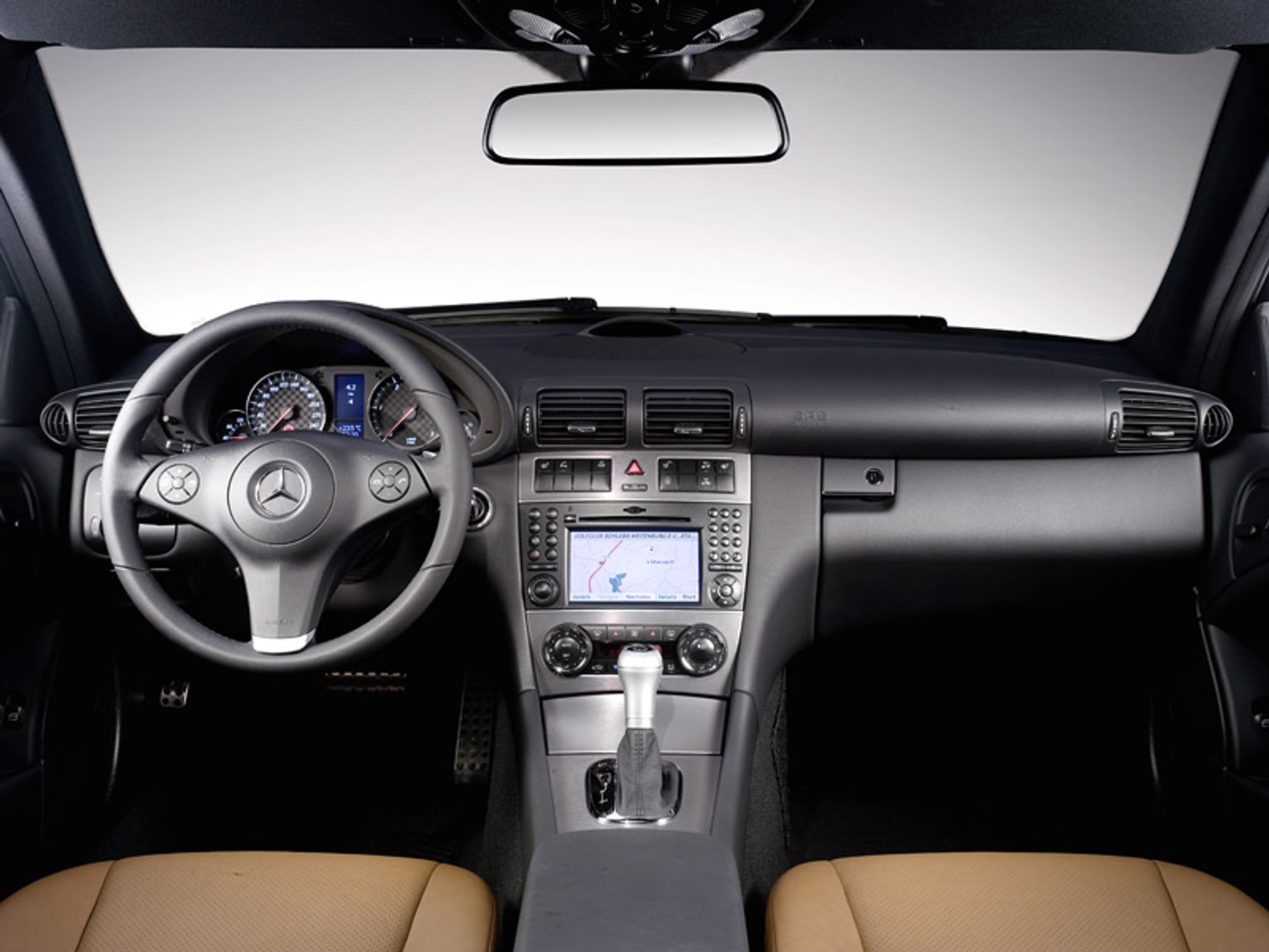 Mercedes-Benz CLC: sportcoupé w duchu zabawy