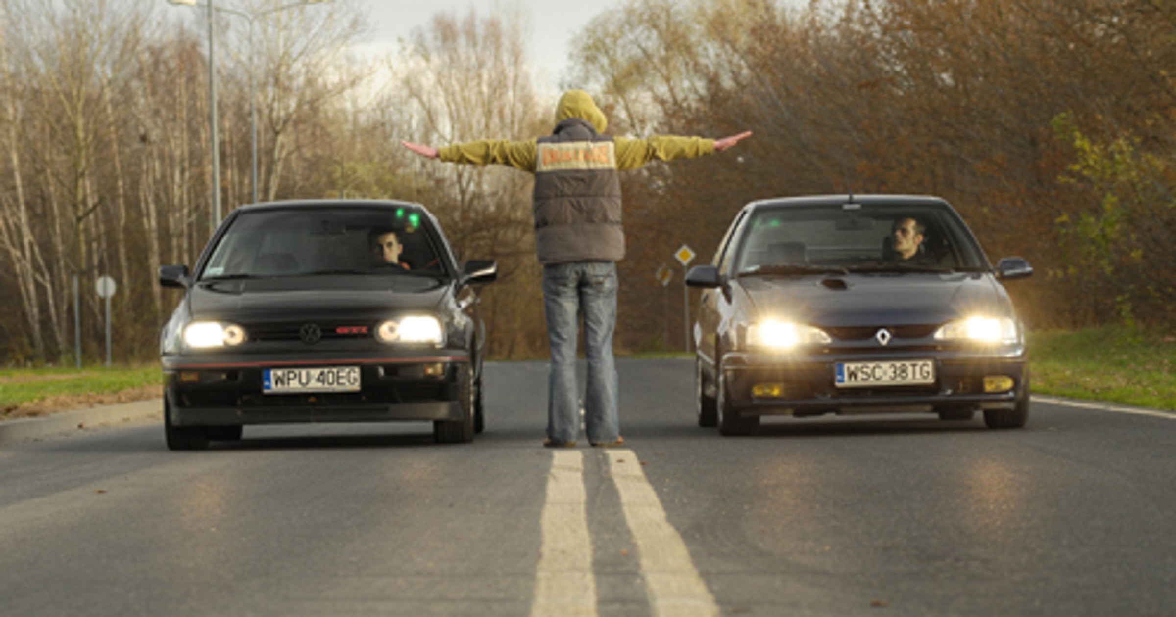 Renault 19 1.8 16V kontra VW Golf III GTI - Sposób na tanie ściganie