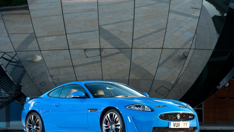 Jaguar XKR-S