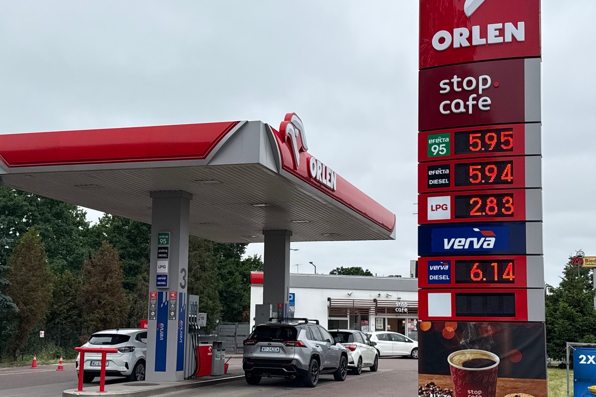 Lepiej zatankujcie, bo będzie drożej. Po ataku na Iran ceny ropy szaleją