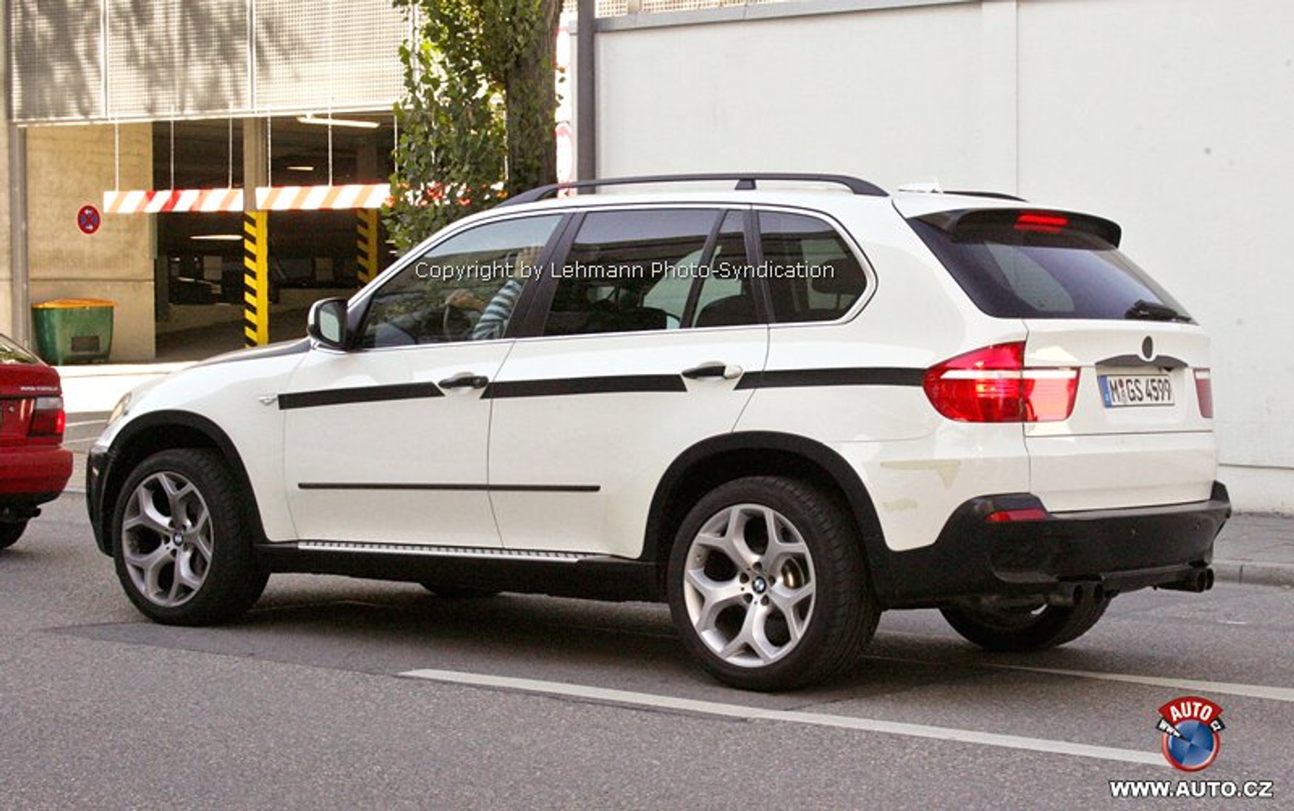 Zdjęcia szpiegowskie: BMW X5 M – zdjęcia nowego 12-cylindrowego SUV-a