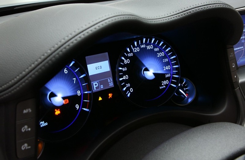 Infiniti M – pachnie w nim lasem, a pedał gazu nie słucha kierowcy