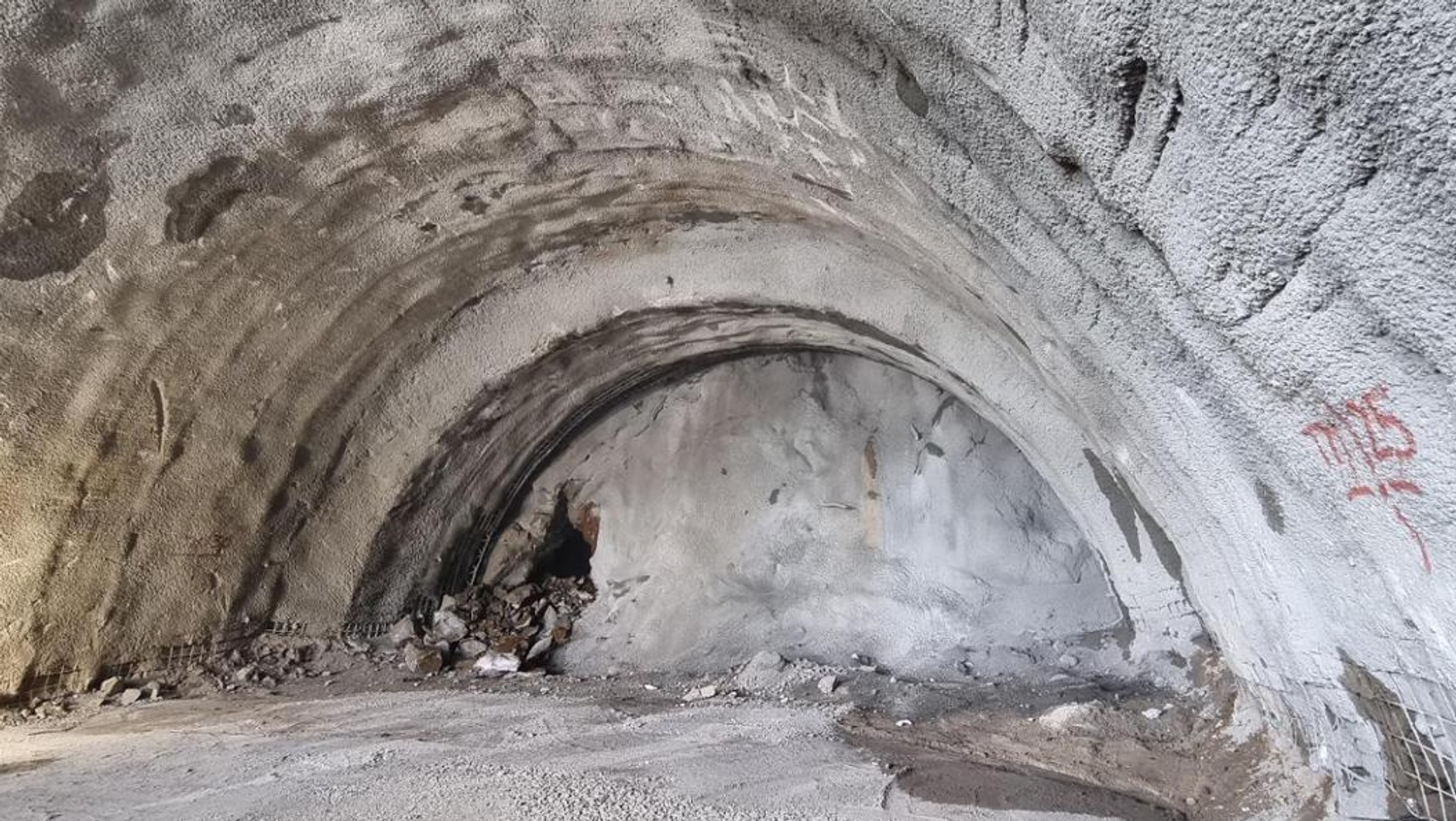 Droga S1 Przybędza — Milówka, przebicie drugiej nawy tunelu