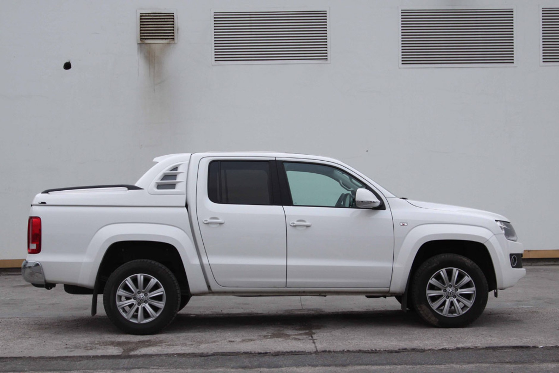 Pikap czy SUV: czyli, Volkswagen Amarok kontra Mitsubishi Outlander