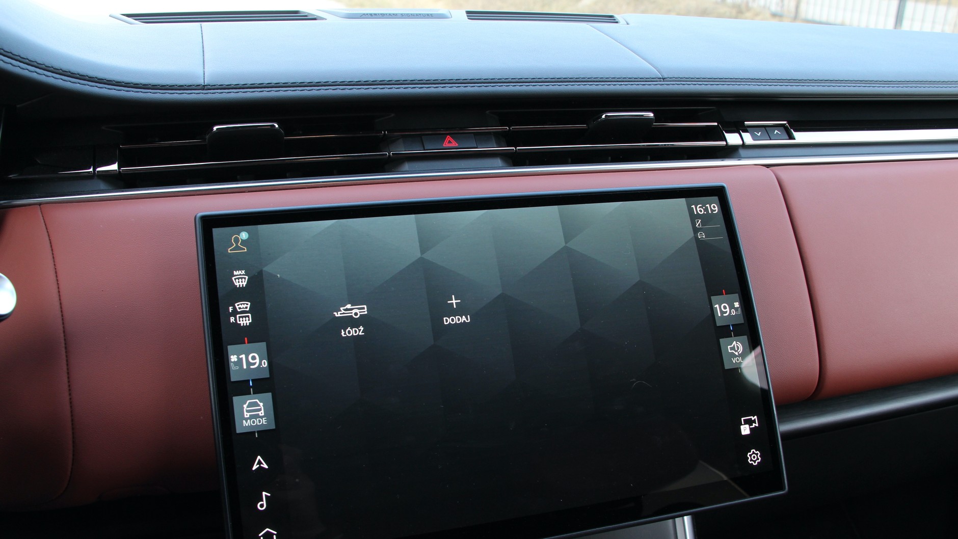 Range Rover 4.4 V8 SV LWB