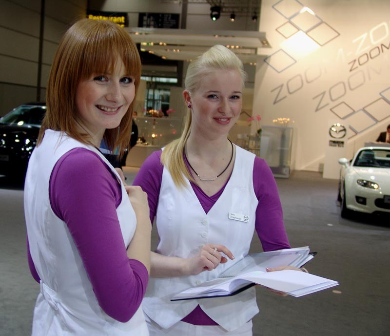 AMI/AMITEC 2008: dziewczyny i samochody